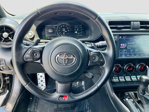 Used 2024 Toyota GR86 Premium RWD image 11