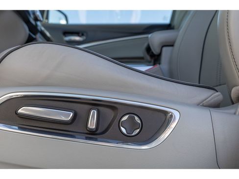 Used 2020 Acura MDX SH-AWD w/ Advance Package image 18