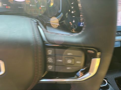 Used 2024 Jeep Wagoneer Launch Edition w/ Trailer Tow Group image 29