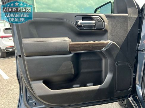 Used 2022 Chevrolet Silverado 1500 RST image 11