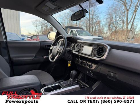 Used 2017 Toyota Tacoma SR5 image 16