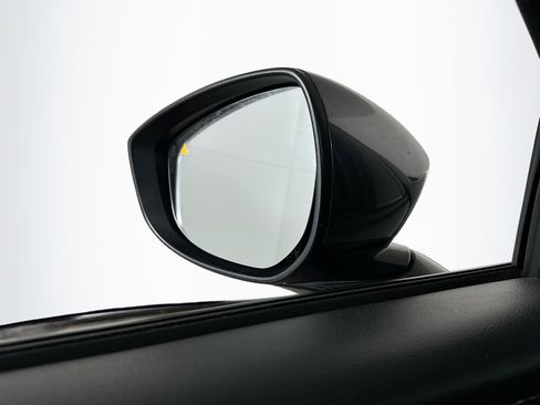 Used 2024 MAZDA CX-90 3.3 Turbo w/ Preferred Plus image 16