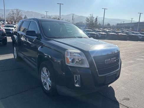 Used 2013 GMC Terrain SLE image 2