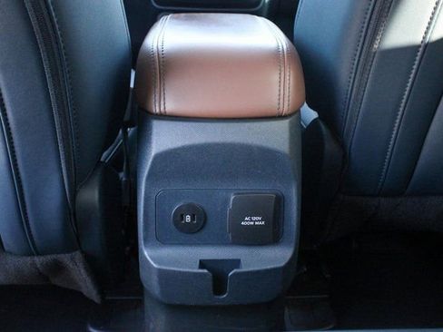 Used 2023 Ford Maverick Lariat w/ Lariat Luxury Package image 35