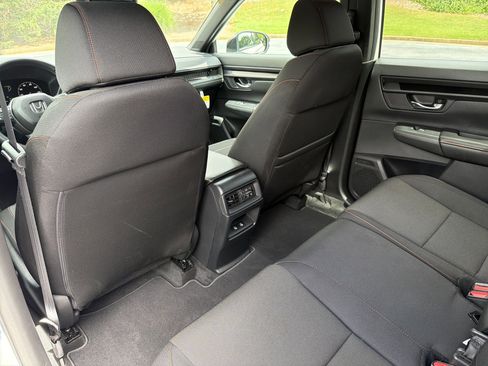 Used 2026 Honda CR-V Sport image 17