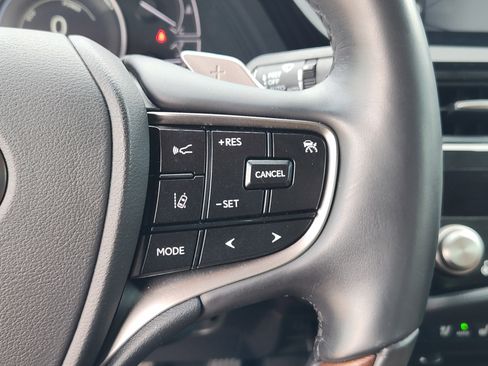 Used 2022 Lexus ES 300h Ultra Luxury image 78