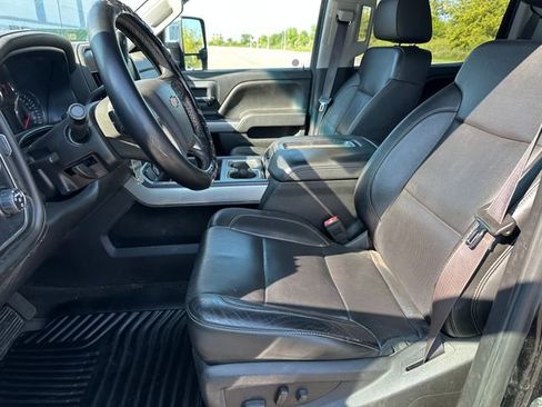 Used 2015 Chevrolet Silverado 2500 LTZ image 12