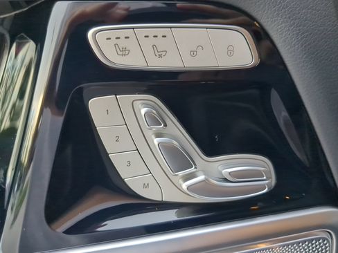 Used 2023 Mercedes-Benz G 550 image 57