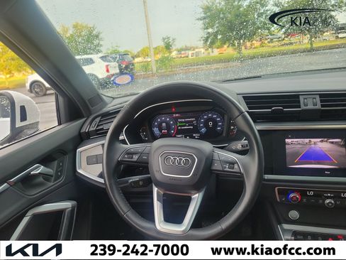 Used 2020 Audi Q3 2.0T Premium w/ Convenience Package AWD/4WD image 22
