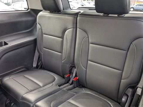 Used 2018 GMC Acadia SLT image 31