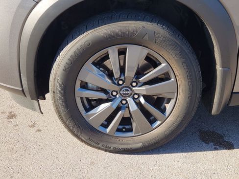 Used 2023 Nissan Pathfinder S image 14