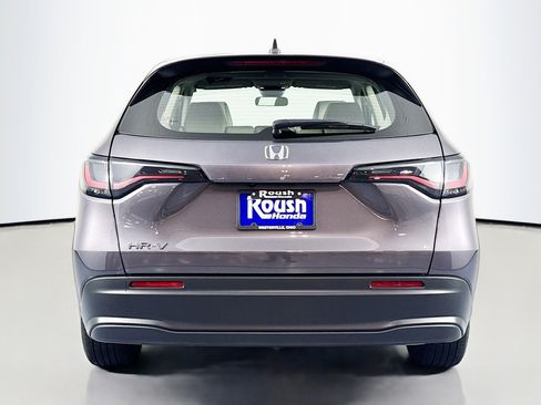 Certified 2024 Honda HR-V LX image 6