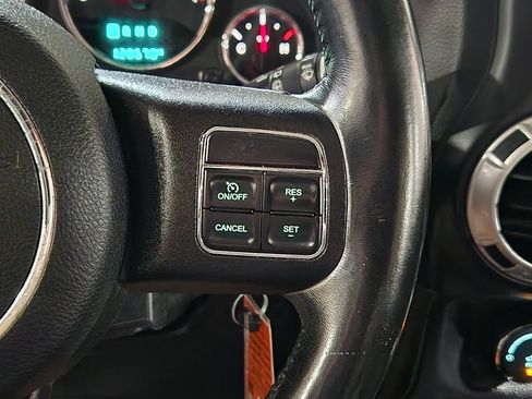 Used 2018 Jeep Wrangler Unlimited Sahara AWD/4WD image 47