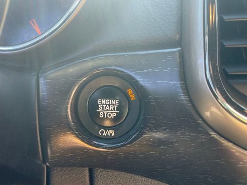 Used 2018 Jeep Grand Cherokee Altitude image 7