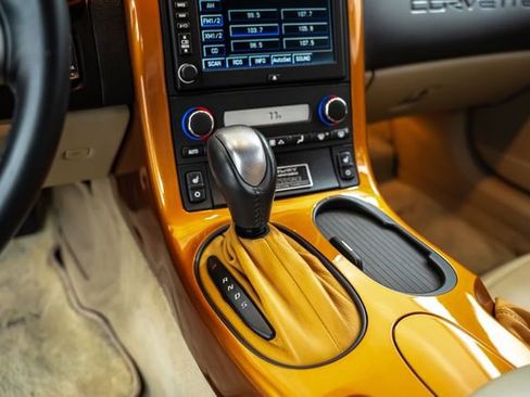 Used 2007 Chevrolet Corvette Coupe w/ Preferred Equipment Group image 24