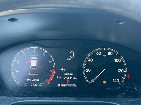 Used 2023 Honda HR-V LX image 10