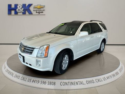 Used 2005 Cadillac SRX w/ Preferred Equipment Group AWD/4WD image 3