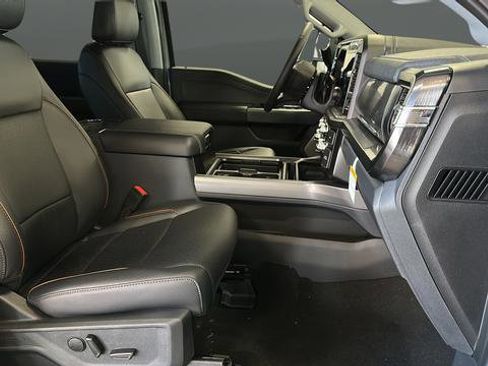 New 2026 Ford F250 Lariat w/ Black Appearance Package AWD/4WD image 23