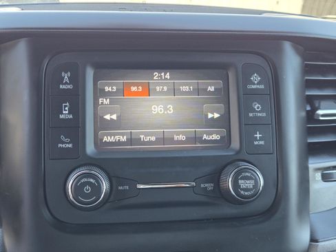 Used 2022 RAM 2500 Tradesman RWD image 9