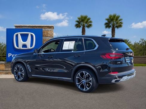 Used 2022 BMW X5 xDrive40i w/ Luxury Seating Package AWD/4WD image 4