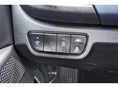 Used 2021 Kia Seltos S FWD image 20