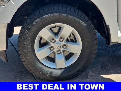 Used 2022 RAM 1500 Classic SLT w/ Electronics Group AWD/4WD image 35