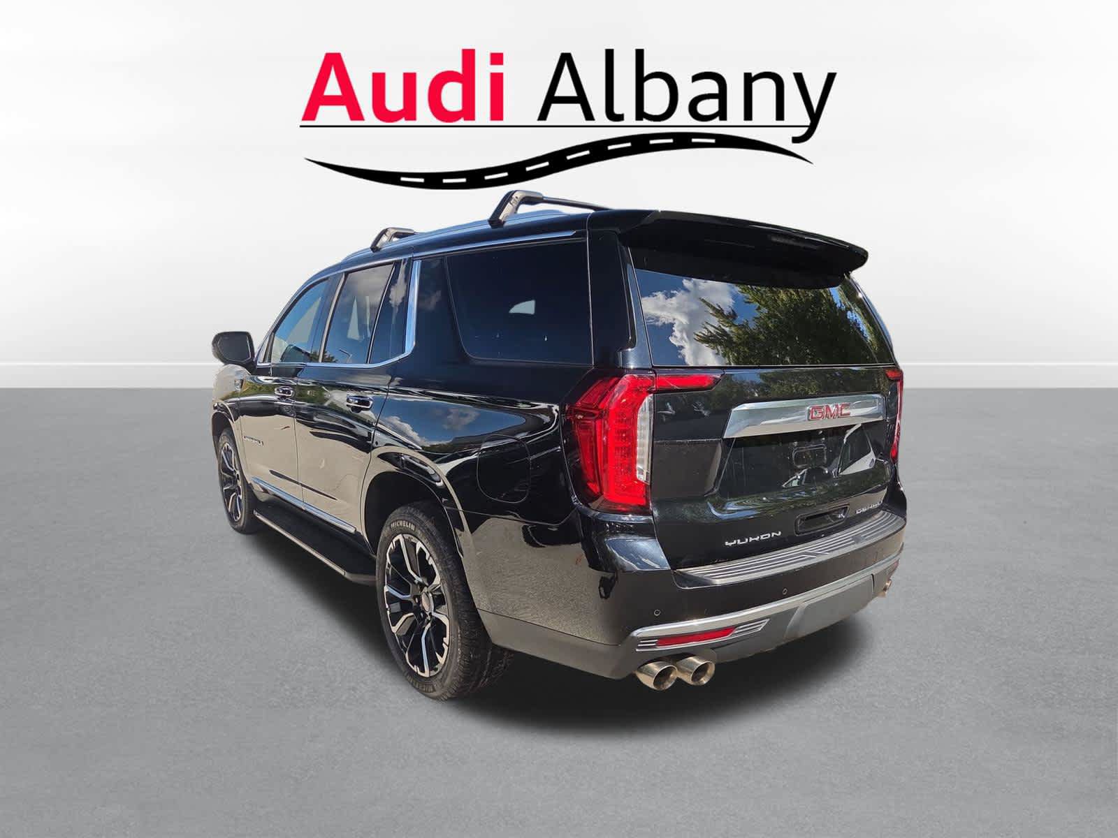 Used 2022 GMC Yukon Denali AWD/4WD image 6