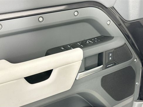 Certified 2025 Land Rover Defender 110 S AWD/4WD image 16