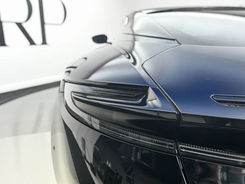 Used 2019 Aston Martin DB11 AMR RWD image 19
