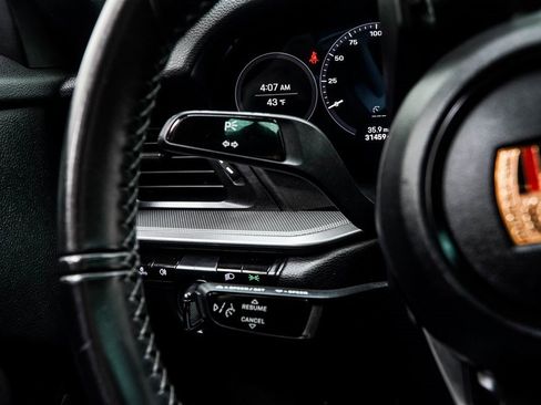 Used 2020 Porsche 911 Carrera S image 33