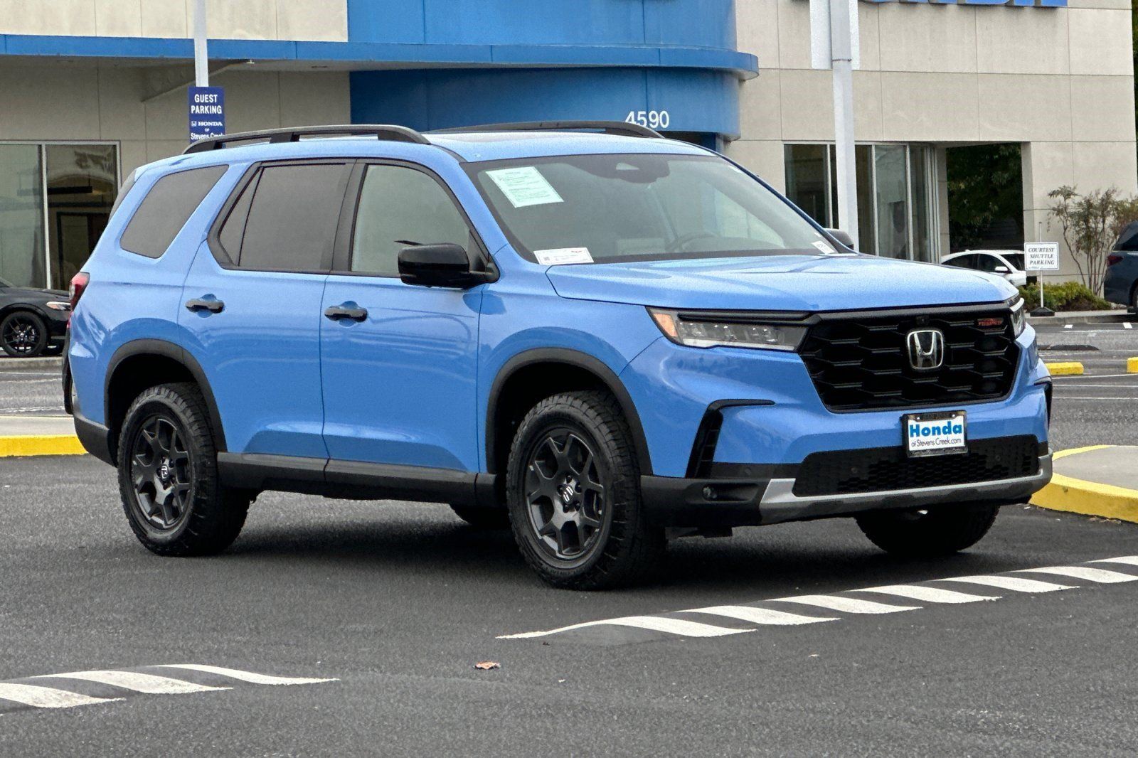Used 2024 Honda Pilot TrailSport image 7