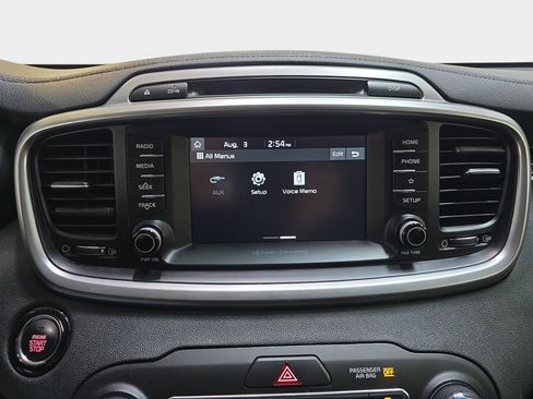 Used 2019 Kia Sorento EX FWD image 19