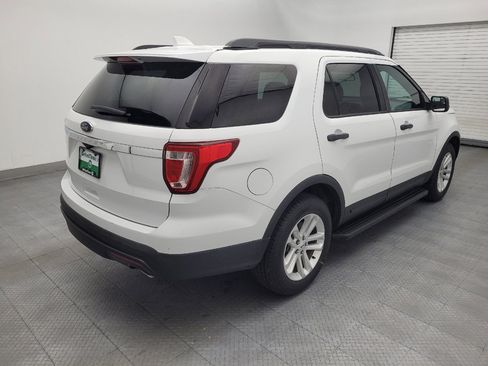 Used 2017 Ford Explorer FWD image 9