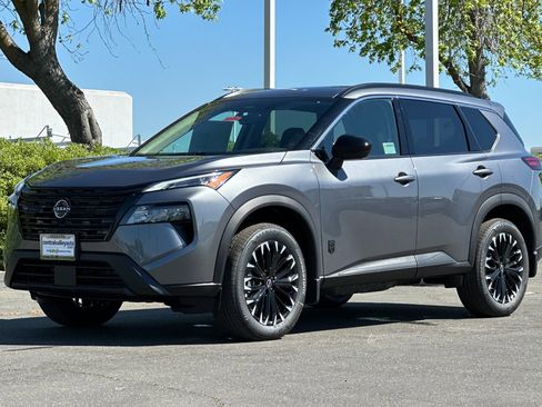New 2026 Nissan Rogue Dark Armor image 8