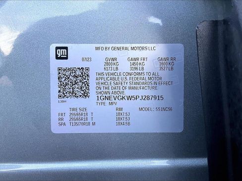 Used 2023 Chevrolet Traverse LT image 34