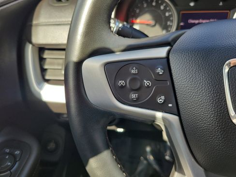 Used 2023 GMC Terrain SLT w/ Infotainment Package II FWD image 21