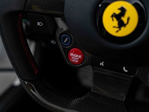 Used 2022 Ferrari 812 GTS RWD image 24