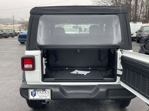 New 2026 Jeep Wrangler Sport AWD/4WD image 34