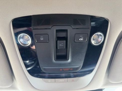 Used 2021 Kia Sorento S w/ Panoramic Sunroof Package image 26