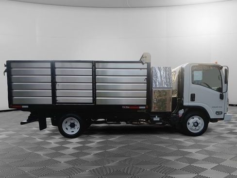 New 2025 Chevrolet Low Cab Forward 5500XG RWD image 6