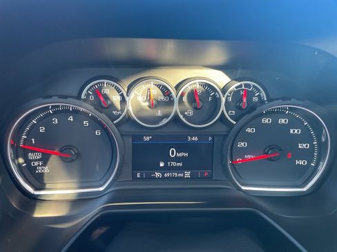 Used 2021 Chevrolet Tahoe Z71 w/ Z71 Signature Package image 27