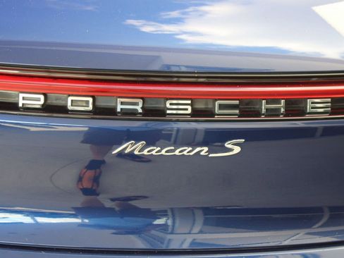 Used 2022 Porsche Macan S image 22