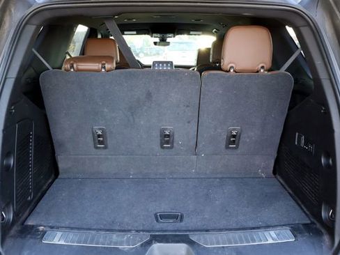 Used 2021 Chevrolet Tahoe High Country image 24