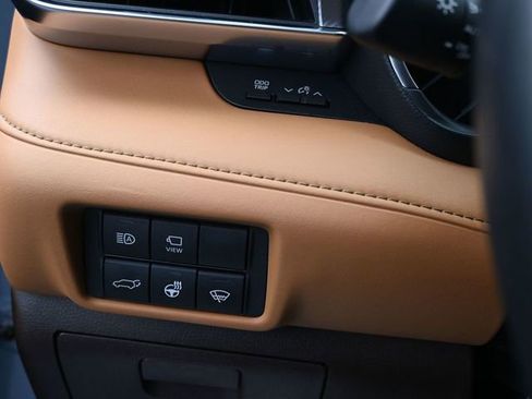 Used 2020 Toyota Highlander Platinum image 8