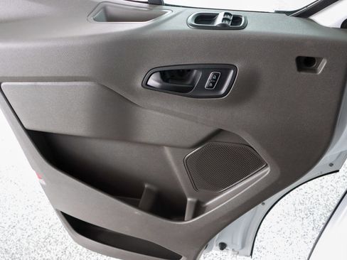 Used 2023 Ford Transit 350 XLT image 21