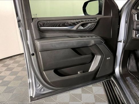 Used 2022 GMC Yukon Denali AWD/4WD image 23