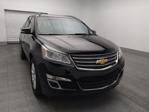 Used 2017 Chevrolet Traverse LT w/ Style and Technology Package FWD image 14