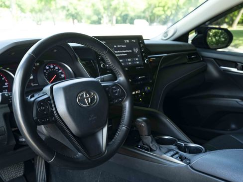 Used 2024 Toyota Camry XSE w/ Navigation Package FWD image 15