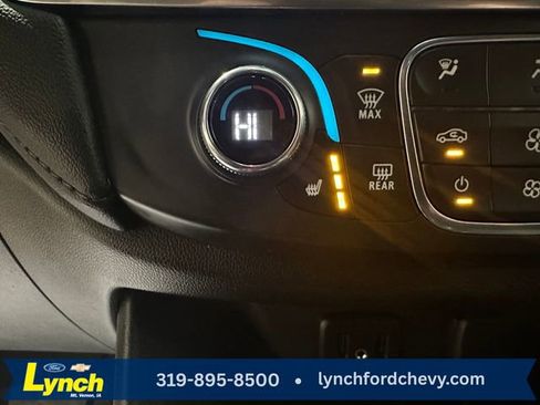 Used 2023 Chevrolet Traverse LT w/ Midnight/Sport Edition image 13