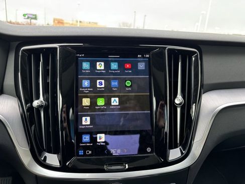 Used 2024 Volvo S60 B5 Core image 18